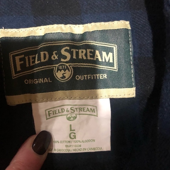 Field & Stream Blue and Black Plaid Flannel Size Large - Picture 7 of 7